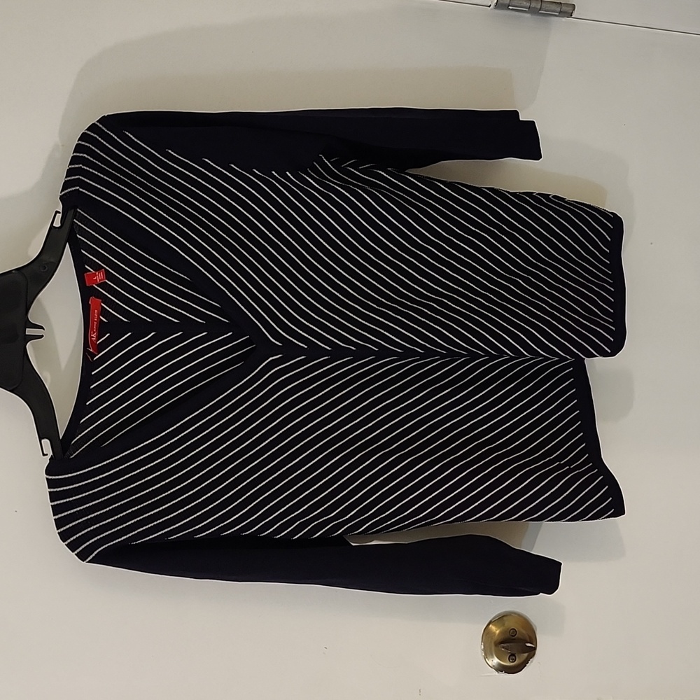 AK Anne Klein - Navy / White Long Sleeve